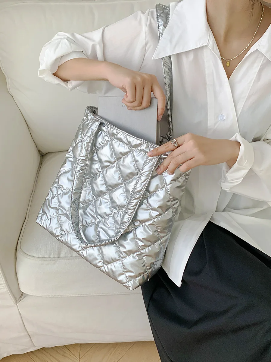 Женская Стеганая Сумка-тоут на плечо, с хлопковой подкладкой
Женская Стеганая Сумка-тоут на плечо, с хлопковой подкладкой