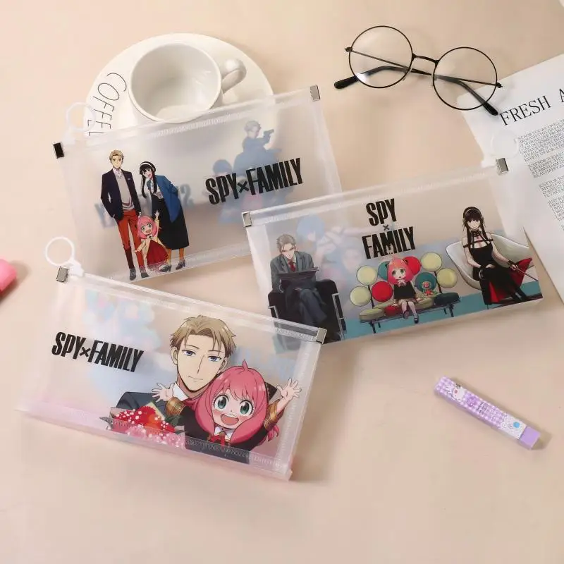 Anime Spy X Family Pencil Case Anime Figure Anya Forger Storage Bag Kawaii School Stationery Office Pvc Pencil Bag for Kids Gift
Anime Spy X Family Pencil Case Anime Figure Anya Forger Storage Bag Kawaii School Stationery Office Pvc Pencil Bag for Kids Gift