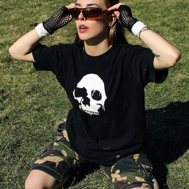 Calelinka Funny Skull Printing Street Fashion Women Gothic Black T shirts Short Sleeve Loose Ins Fashion Tops Summer Y2K Clothes
Calelinka Funny Skull Printing Street Fashion Women Gothic Black T shirts Short Sleeve Loose Ins Fashion Tops Summer Y2K Clothes