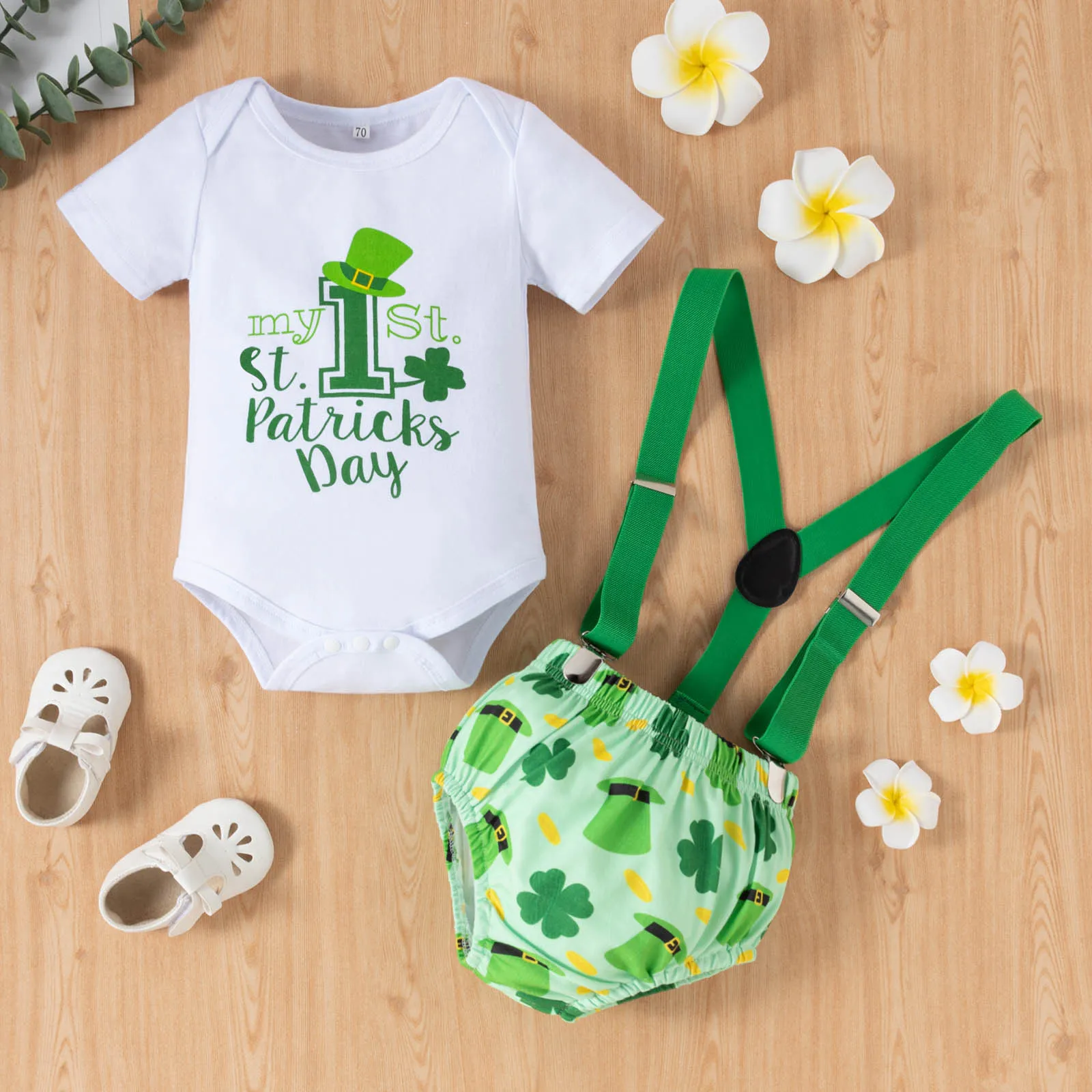 My 1st St. Patrick's Day Costume For Baby Clover Print Baby Romper Suspenders Shorts Outfit Summer Baby Boy Girl Clothing Set
My 1st St. Patrick's Day Costume For Baby Clover Print Baby Romper Suspenders Shorts Outfit Summer Baby Boy Girl Clothing Set
