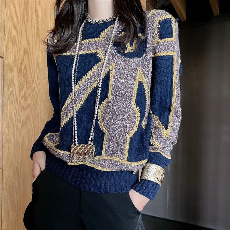 Luxury Brand Designer Knitted Pullovers for Women High Quality Jacquard Stitching Loose Sweater
Luxury Brand Designer Knitted Pullovers for Women High Quality Jacquard Stitching Loose Sweater