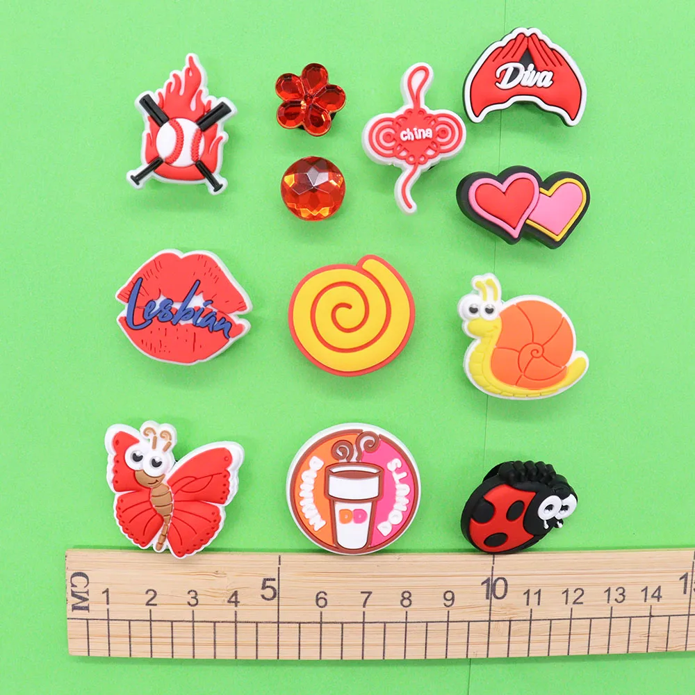 Mix 50Pcs Drink Butterfly Insect Heart Chinese Knot Baseball PVC Croc Jibz Buckle Wristbands Hole Shoes Ornaments Accessories
Mix 50Pcs Drink Butterfly Insect Heart Chinese Knot Baseball PVC Croc Jibz Buckle Wristbands Hole Shoes Ornaments Accessories