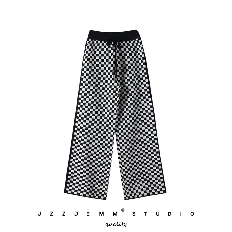 Plaid jacquard knitted wide leg pants women's autumn and winter lace up elastic waist high waist straight pants
Plaid jacquard knitted wide leg pants women's autumn and winter lace up elastic waist high waist straight pants