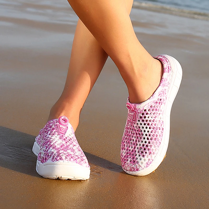 Women's Summer Sandals For Beach Sports Women Men's Slip-on Shoes Slippers Female ladies shoes
Women's Summer Sandals For Beach Sports Women Men's Slip-on Shoes Slippers Female ladies shoes