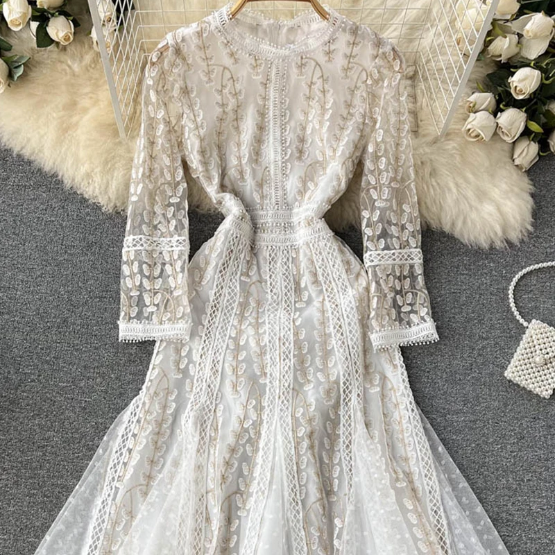 White Mesh Dress Women Elegant Embroidery Flower Ankle Length Vintage Runway Clothing Women Summer Party Vestido De Mujer
White Mesh Dress Women Elegant Embroidery Flower Ankle Length Vintage Runway Clothing Women Summer Party Vestido De Mujer