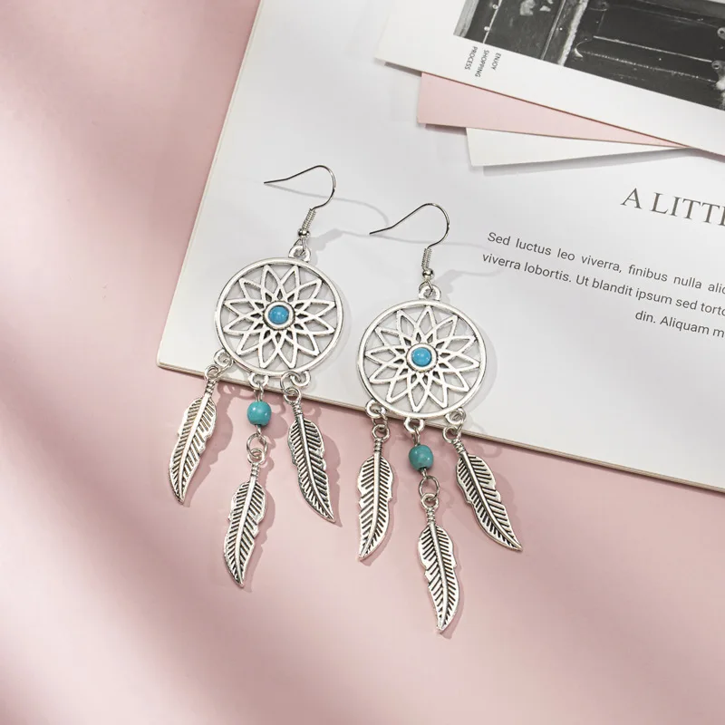 Bohemian Vintage Style Earrings Dream Catcher Fashion Personality Temperament Tassel Feather Earrings for Women Party Jewelry
Bohemian Vintage Style Earrings Dream Catcher Fashion Personality Temperament Tassel Feather Earrings for Women Party Jewelry