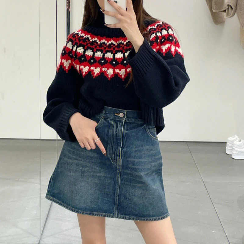 Women vintage jacquard long sleeve sweater Autumn and winter new loose Ladies half high collar warm knitting pullover
Women vintage jacquard long sleeve sweater Autumn and winter new loose Ladies half high collar warm knitting pullover