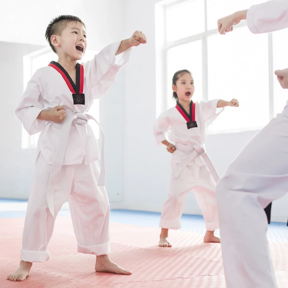 Long Sleeve Taekwondo Uniforms Unisex Children Adults Sportswear Karate Suits with Waistband Breathable Judo Training Clothes
Long Sleeve Taekwondo Uniforms Unisex Children Adults Sportswear Karate Suits with Waistband Breathable Judo Training Clothes