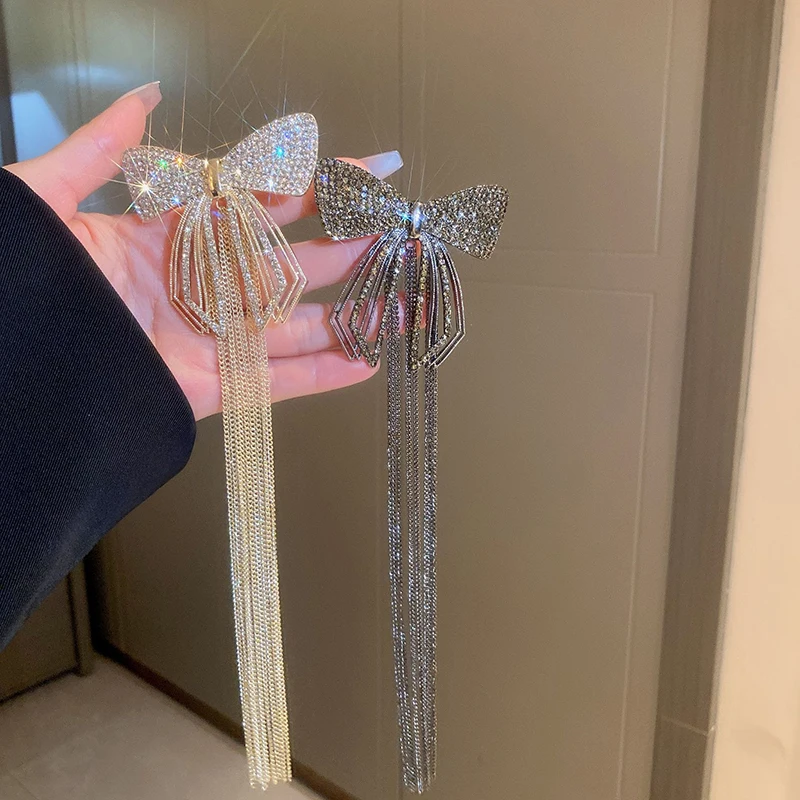 DREJEW Блестящий женский аксессуар для волос
DREJEW Блестящий женский аксессуар для волос