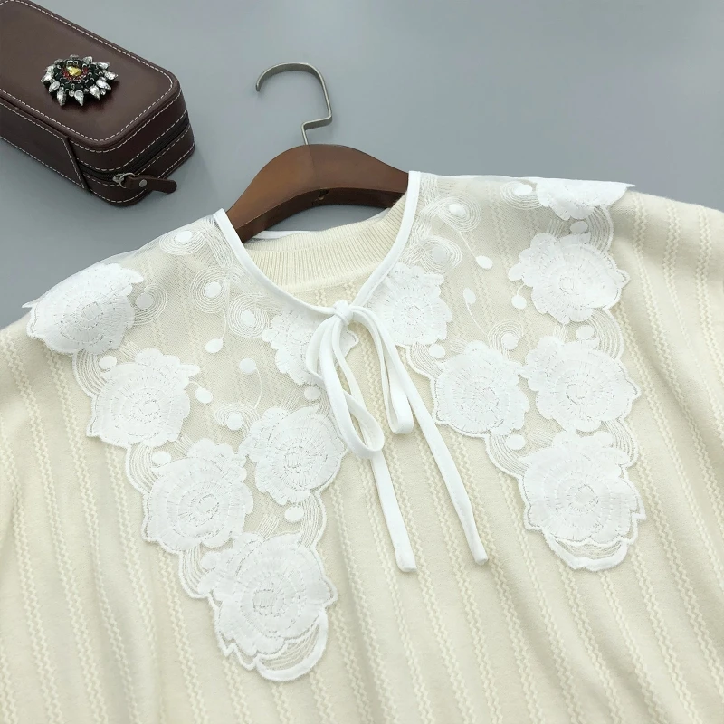 False Collar Vintage Decorative Dickey Collar Princess Style Shawl Embroidery Floral Lace Detachable Necklace Dropshipping
False Collar Vintage Decorative Dickey Collar Princess Style Shawl Embroidery Floral Lace Detachable Necklace Dropshipping