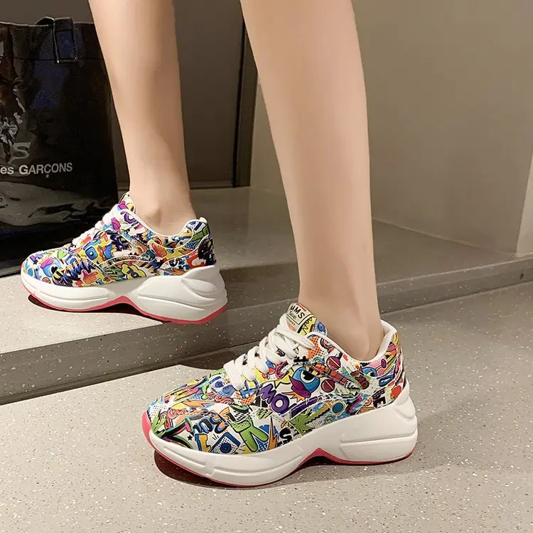 Woman Platform Sneakers Tennis Graffiti Dad Shoes Thick Bottoms Sport Shoes Casual Designer Chunky Shoes Zapatillas Mujer
Woman Platform Sneakers Tennis Graffiti Dad Shoes Thick Bottoms Sport Shoes Casual Designer Chunky Shoes Zapatillas Mujer