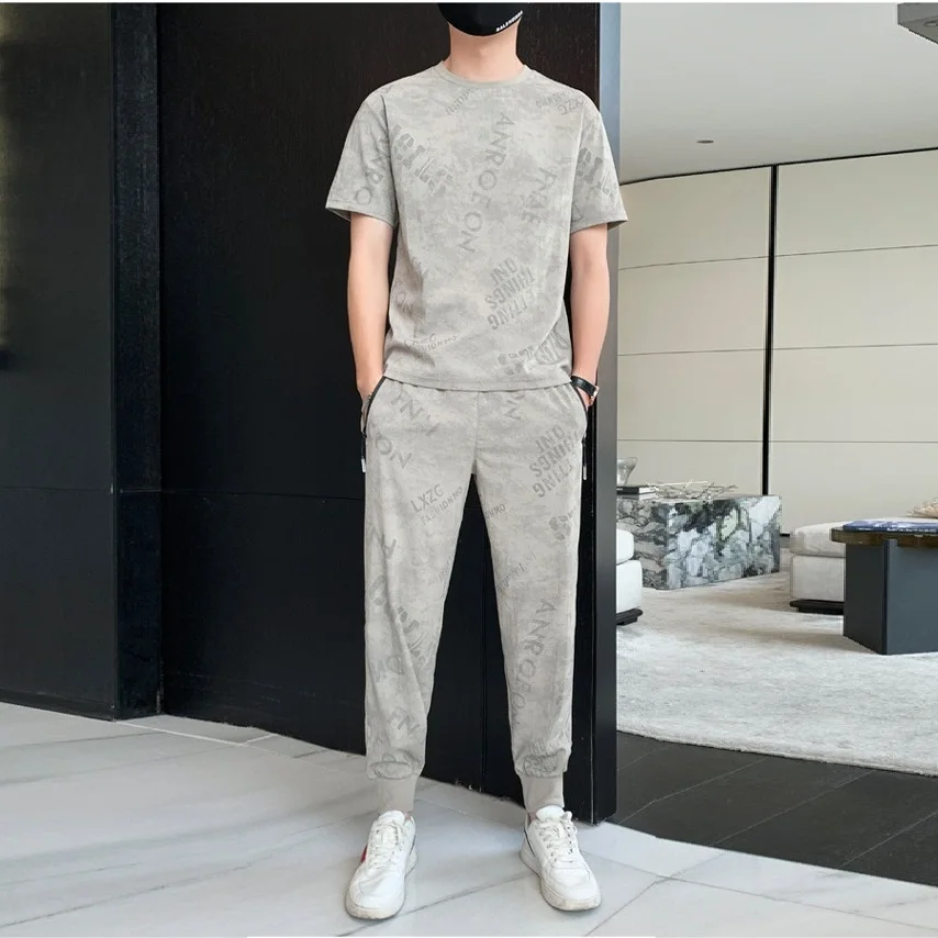 Suits for Men 2022 Summer Fashion Printing Round Neck Short Sleeve T-shirt Trousers Running Sportswear Two-piece Set Tracksuits
Suits for Men 2022 Summer Fashion Printing Round Neck Short Sleeve T-shirt Trousers Running Sportswear Two-piece Set Tracksuits