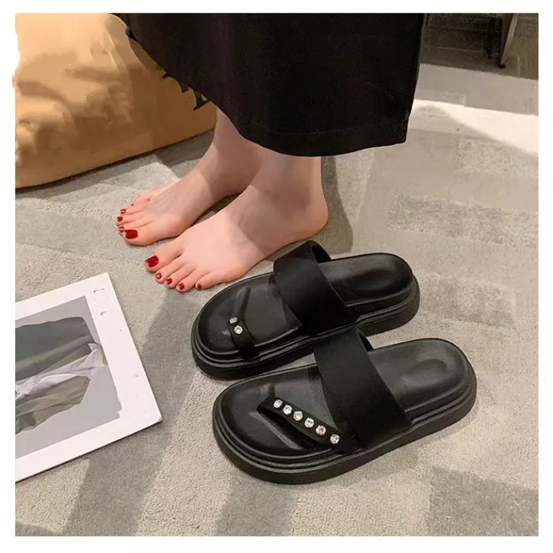 BCEBYL Summer Round Toe Open Toe Rhinestone Light Fashion Sandals New Sports Flat Wear-resistant Beach Slippers Shoes For Women
BCEBYL Summer Round Toe Open Toe Rhinestone Light Fashion Sandals New Sports Flat Wear-resistant Beach Slippers Shoes For Women