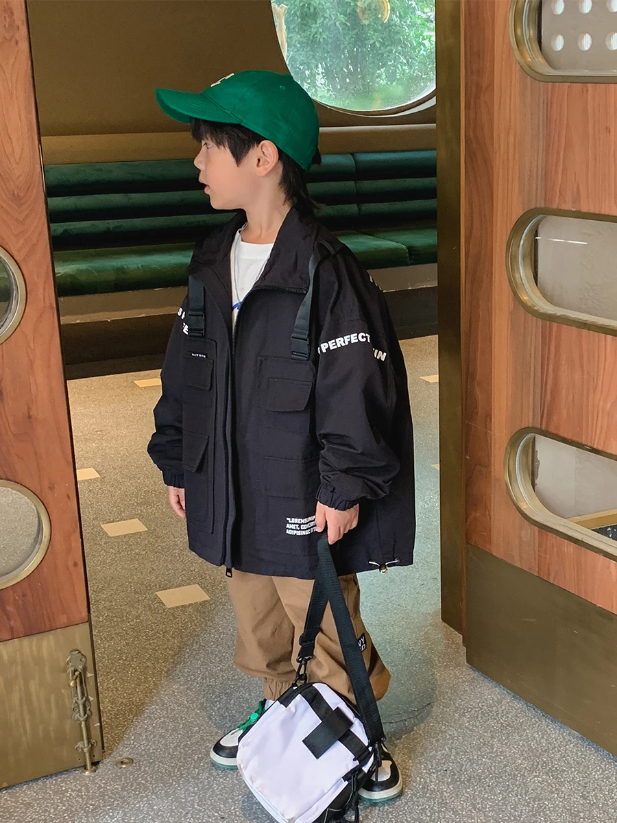 Boys' Coat Autumn 2022 New Children's Autumn Clothing Tooling Style Children Fried Street Top Korean Fashion Children's Clothing
Boys' Coat Autumn 2022 New Children's Autumn Clothing Tooling Style Children Fried Street Top Korean Fashion Children's Clothing