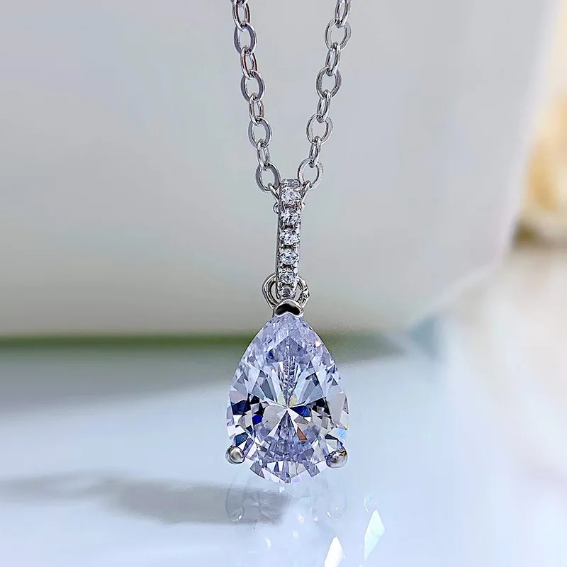 Fashion Jewelry New S925 Silver Necklace 7 * 10 Simple Water Drop Pendant Collar Chain
Fashion Jewelry New S925 Silver Necklace 7 * 10 Simple Water Drop Pendant Collar Chain