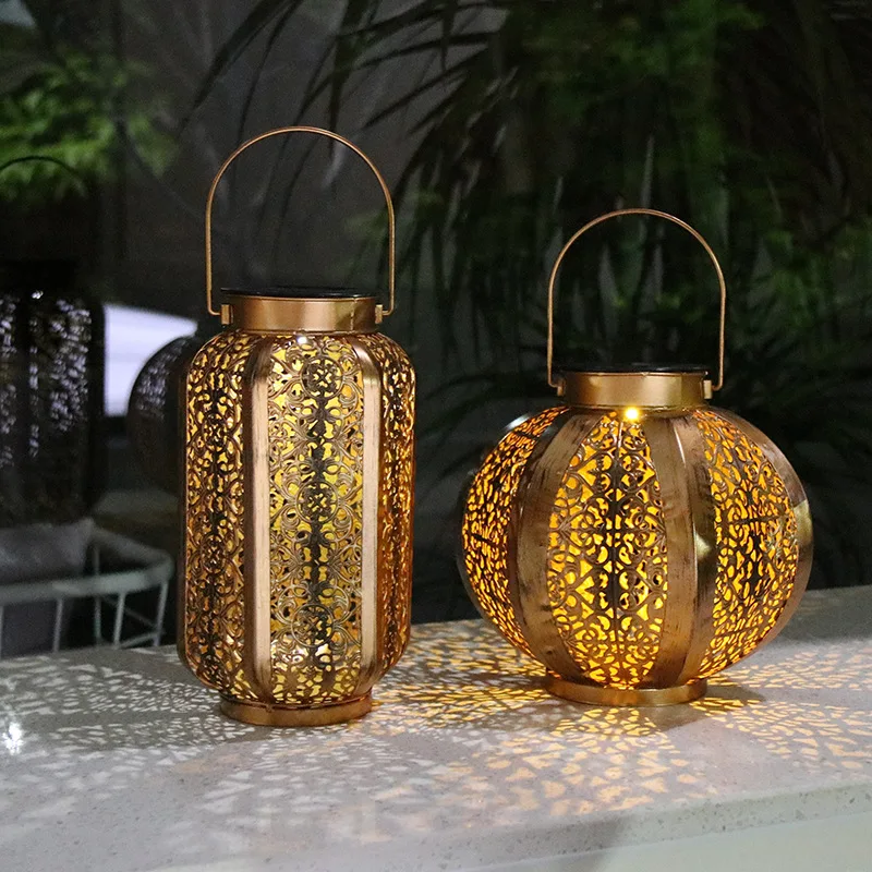 LED Solar Lantern Light Hollow Wrought Iron Projection Light Hanging Lamps Outdoor Waterproof Yard Garden Art Decoration
LED Solar Lantern Light Hollow Wrought Iron Projection Light Hanging Lamps Outdoor Waterproof Yard Garden Art Decoration