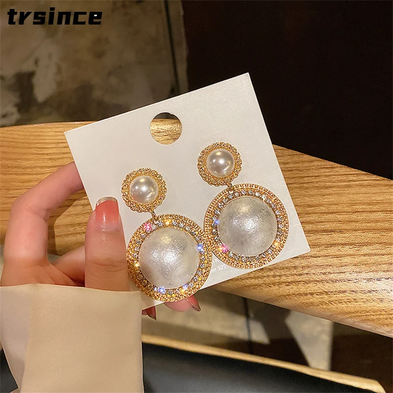 Fashion Personality Wedding Party Jewelry Accessories New Trendy European and American Temperament Long Pearl Earrings Women
Fashion Personality Wedding Party Jewelry Accessories New Trendy European and American Temperament Long Pearl Earrings Women