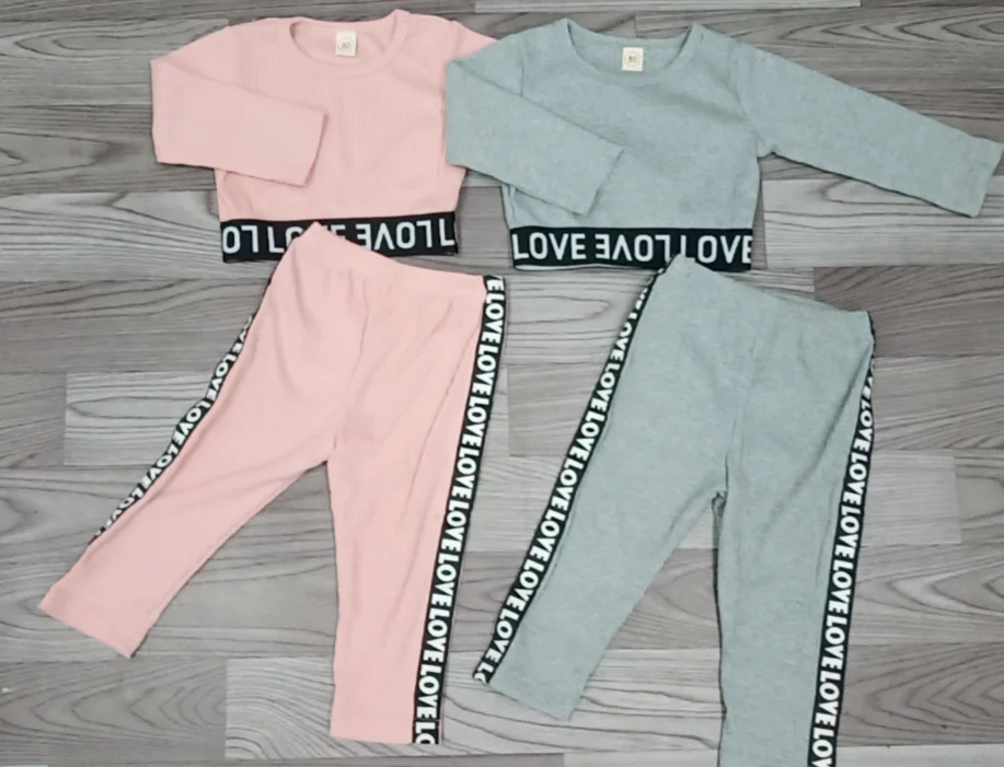 Костюм ребристый для маленьких девочек и мальчиков, детский топ с длинным рукавом и круглым вырезом с буквенным принтом, длинные штаны с эла...
Костюм ребристый для маленьких девочек и мальчиков, детский топ с длинным рукавом и круглым вырезом с буквенным принтом, длинные штаны с эла...