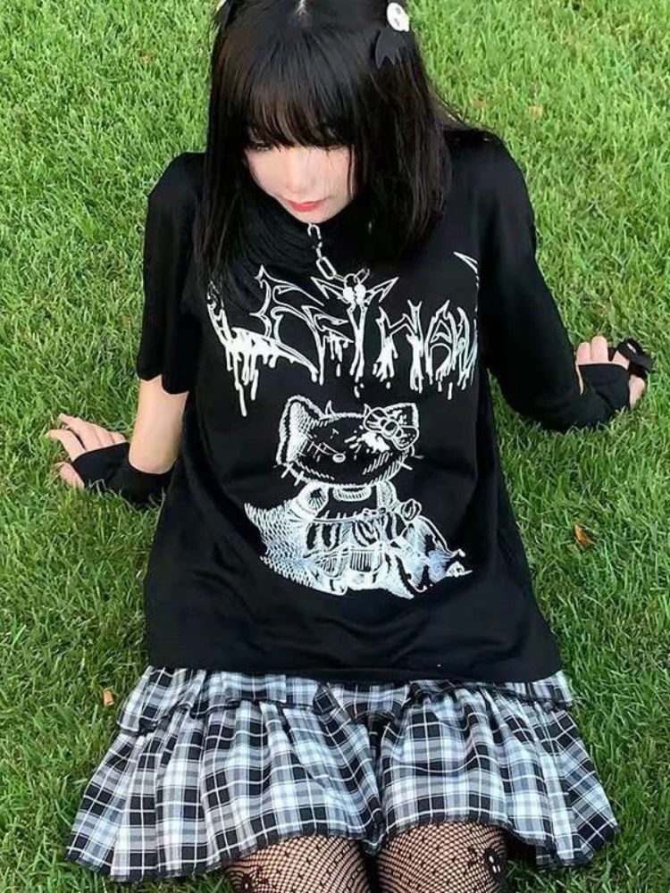 HOUZHOU Japanese Style Gothic Anime T-shirt Women Harajuku Punk Cartoon Black Short Sleeve T-shirts Goth Tops E Girl Streetwear
HOUZHOU Japanese Style Gothic Anime T-shirt Women Harajuku Punk Cartoon Black Short Sleeve T-shirts Goth Tops E Girl Streetwear