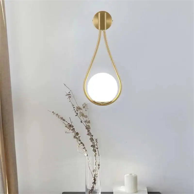 E27 Nordic Modern Wall Lamp Light Luxury Bedroom Lamp Bedside Lamp Creative Personality Racket Living Room Background Lamp
E27 Nordic Modern Wall Lamp Light Luxury Bedroom Lamp Bedside Lamp Creative Personality Racket Living Room Background Lamp