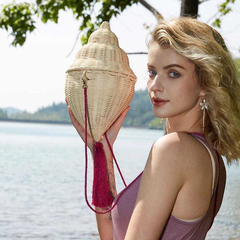 Irregular Women Handbags Summer Chic Straw Woven Shoulder Crossbody Tote Bags Casual Simple Beach Holiday Female Hand Bag 2022
Irregular Women Handbags Summer Chic Straw Woven Shoulder Crossbody Tote Bags Casual Simple Beach Holiday Female Hand Bag 2022