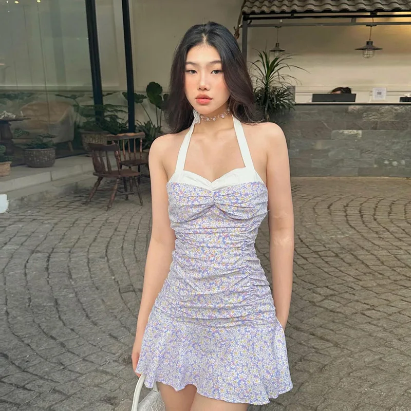 Women Mini Dress Sleeveless Tie-up Halterneck Floral Pleated Patchwork Dress for Club Party
Women Mini Dress Sleeveless Tie-up Halterneck Floral Pleated Patchwork Dress for Club Party