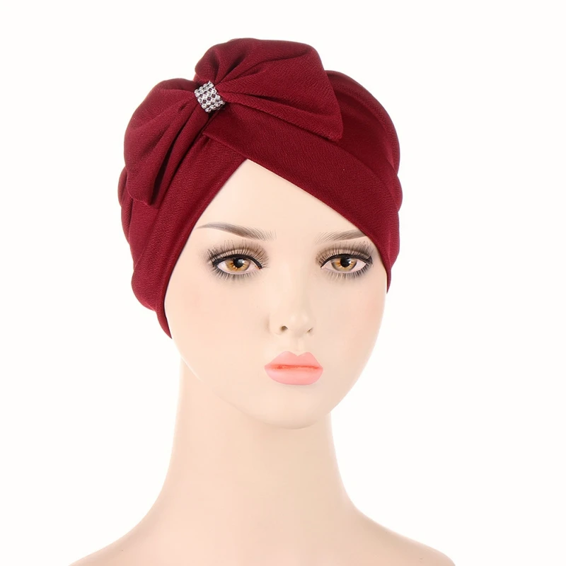 Solid Color Muslim Hijabs Forehead Cross Large Bow Sticker Diamond Decor Fashion Headscarf Ethnic Headwear
Solid Color Muslim Hijabs Forehead Cross Large Bow Sticker Diamond Decor Fashion Headscarf Ethnic Headwear