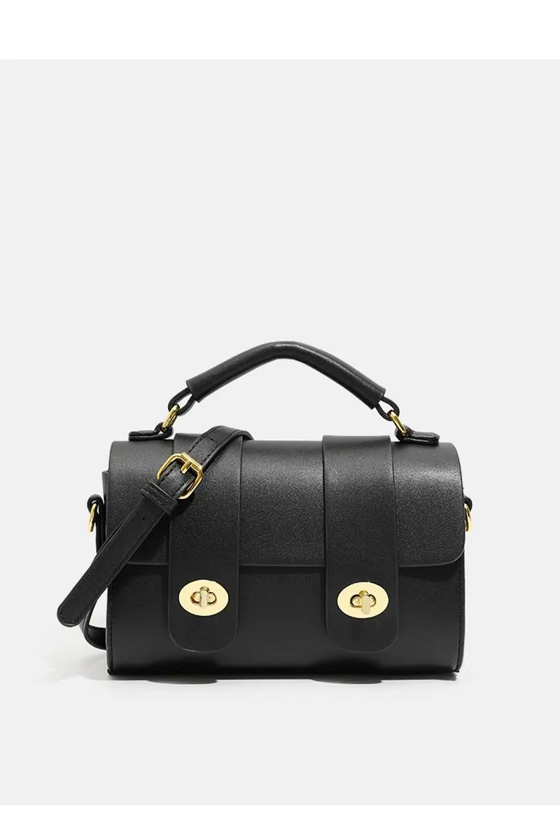 British postman Cambridge bag handbag female 2022 new high-end retro one-shoulder messenger bag
British postman Cambridge bag handbag female 2022 new high-end retro one-shoulder messenger bag