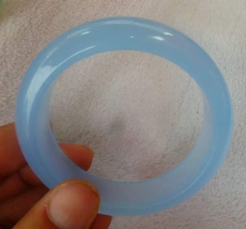 Натуральный красивый браслет из зеленого нефрита с резьбой 61 мм
Натуральный красивый браслет из зеленого нефрита с резьбой 61 мм