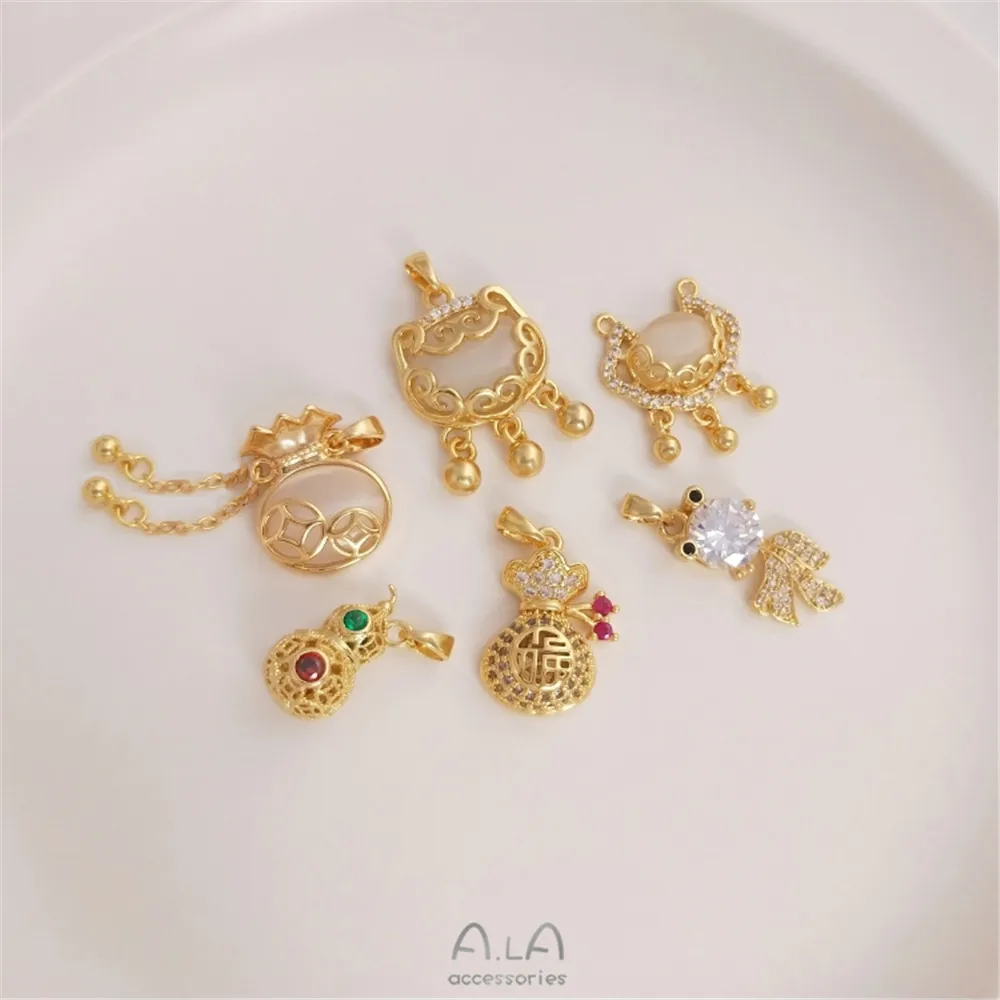 Copper plated 18K gold color zircon money bag gourd cat eye ruyi lock pendant DIY bracelet necklace pendant
Copper plated 18K gold color zircon money bag gourd cat eye ruyi lock pendant DIY bracelet necklace pendant