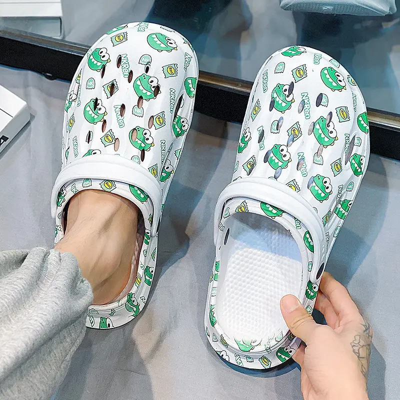 2023 Men's Summer Wear Non-Slip Wear-Resistant Soft Sole Stepping On Shit Sense Dual-Use Slippers Driving Baotou Beach Sandals
2023 Men's Summer Wear Non-Slip Wear-Resistant Soft Sole Stepping On Shit Sense Dual-Use Slippers Driving Baotou Beach Sandals