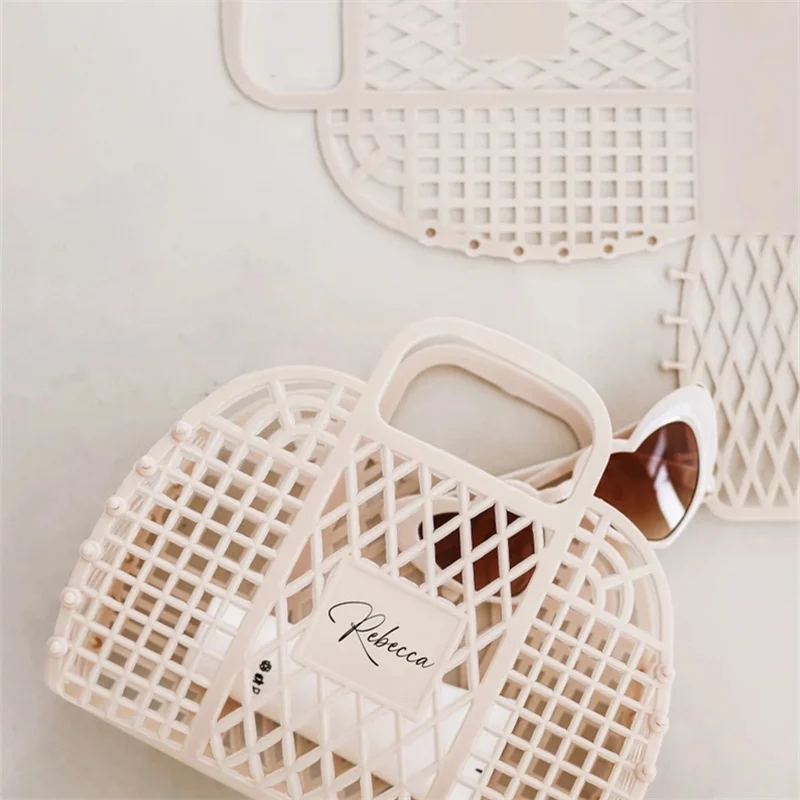 Персонализированная Подарочная сумка для девочек с цветами, Детская сумка-желе, Ретро сумка для девичника, персонализированная соломенная ...
Персонализированная Подарочная сумка для девочек с цветами, Детская сумка-желе, Ретро сумка для девичника, персонализированная соломенная ...