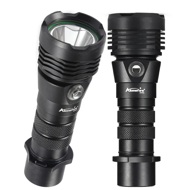 Strong light long-range deep diving lighting 26650 rechargeable ultra-bright night diving light anti-sea water 85 meters diving
Strong light long-range deep diving lighting 26650 rechargeable ultra-bright night diving light anti-sea water 85 meters diving