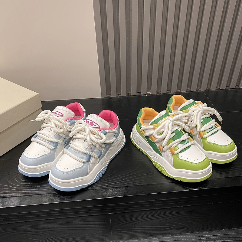 Brand Women's Platform Sneakers Casual Light Flat Shoes Ladies Outdoor Casual Color Matching Luxury Vulcanize Casual Shoe 2023
Brand Women's Platform Sneakers Casual Light Flat Shoes Ladies Outdoor Casual Color Matching Luxury Vulcanize Casual Shoe 2023