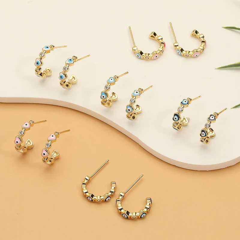 New Jewelry Heart Shaped Love Earrings Devil's Eye Small Design Earrings Versatile Earrings Trend Jewelry For Women
New Jewelry Heart Shaped Love Earrings Devil's Eye Small Design Earrings Versatile Earrings Trend Jewelry For Women