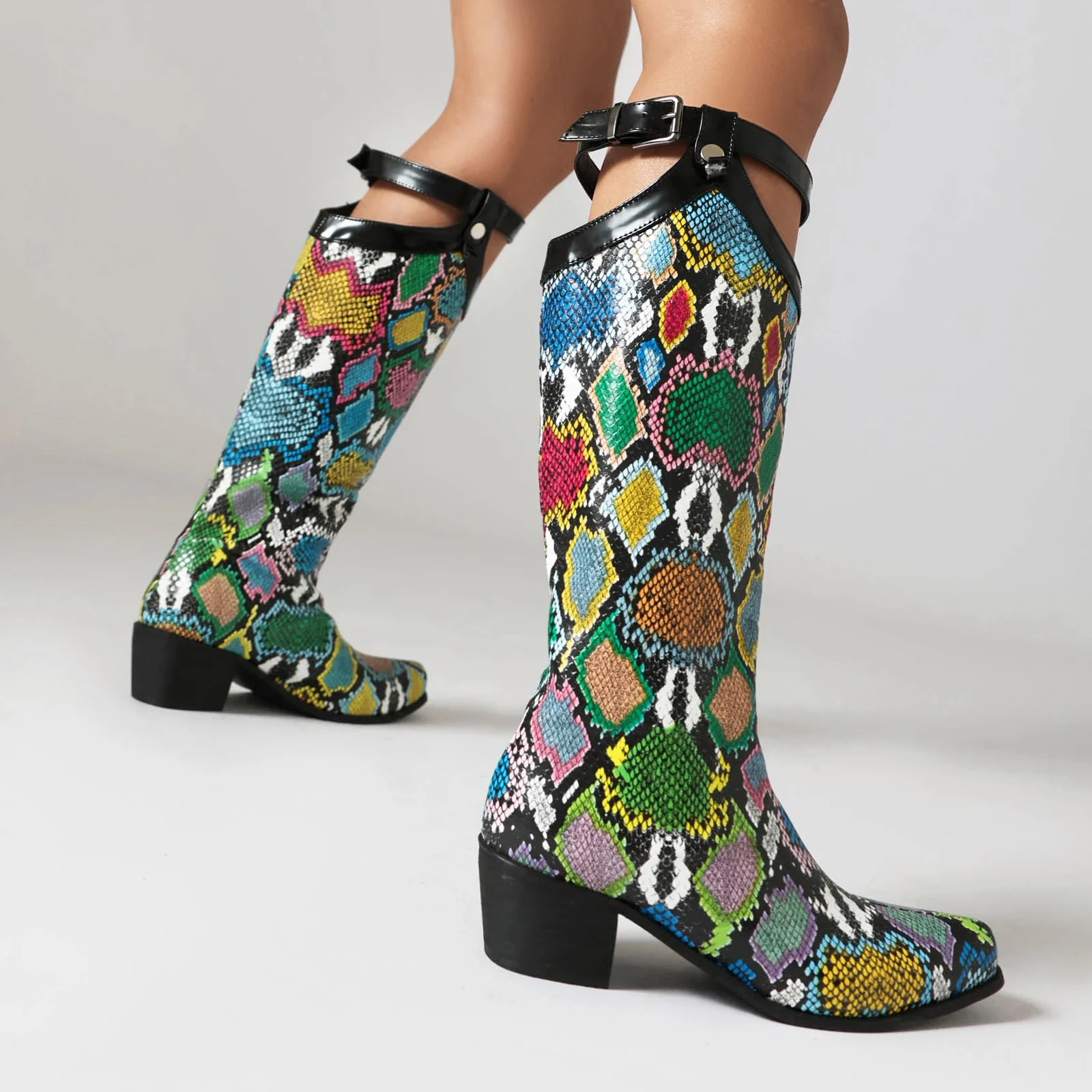 Color Pattern Retro Metal Belt Buckle Western Cowboy Boots Pointed Square Heel Knight Boots Large Size Sexy Women's Boots 34&46
Color Pattern Retro Metal Belt Buckle Western Cowboy Boots Pointed Square Heel Knight Boots Large Size Sexy Women's Boots 34&46