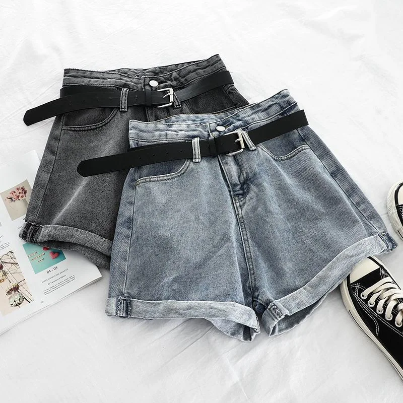 Denim Shorts Women's High Waist Loose Versatile Korean Fashion Slim Outerwear Curled Wide Leg Hot Pants Summer
Denim Shorts Women's High Waist Loose Versatile Korean Fashion Slim Outerwear Curled Wide Leg Hot Pants Summer