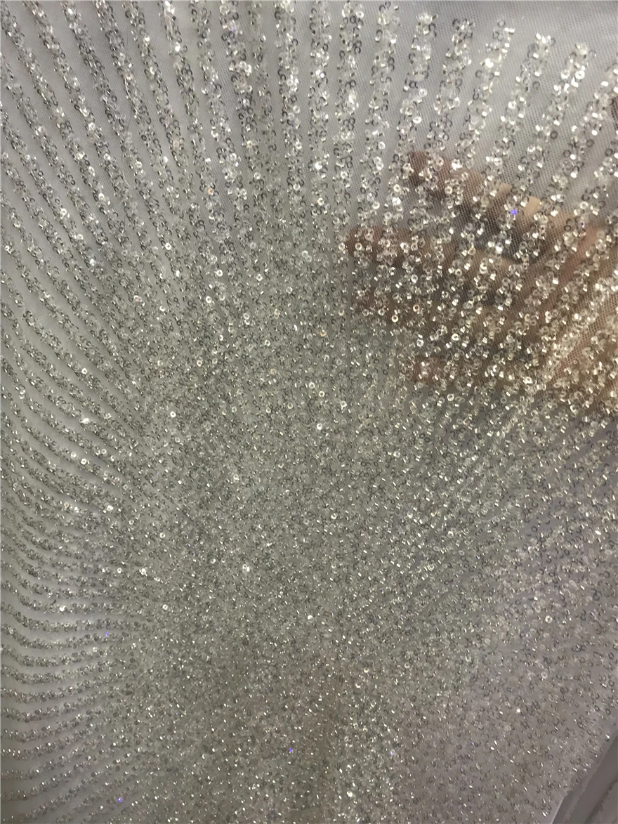 Тяжелая кружевная ткань ручной работы, вышивка, французское кружевное свадебное платье, вышитая искусственная ткань
Тяжелая кружевная ткань ручной работы, вышивка, французское кружевное свадебное платье, вышитая искусственная ткань