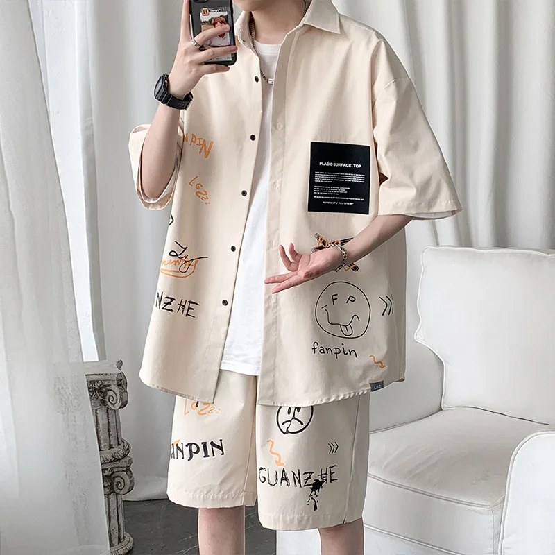 Summer Shorts Set of Men of Letters Graffiti Printing Short Sleeve Clothes Together Large Shirt Suits Men
Summer Shorts Set of Men of Letters Graffiti Printing Short Sleeve Clothes Together Large Shirt Suits Men