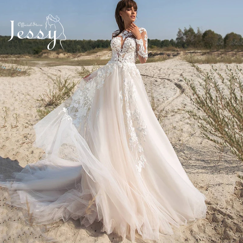 Elegant Wedding Dress Embroidered Lace On Net With A-line Train Beach Ball Gown O-neck Full Sleeve Back Butto Robes De Mariée
Elegant Wedding Dress Embroidered Lace On Net With A-line Train Beach Ball Gown O-neck Full Sleeve Back Butto Robes De Mariée
