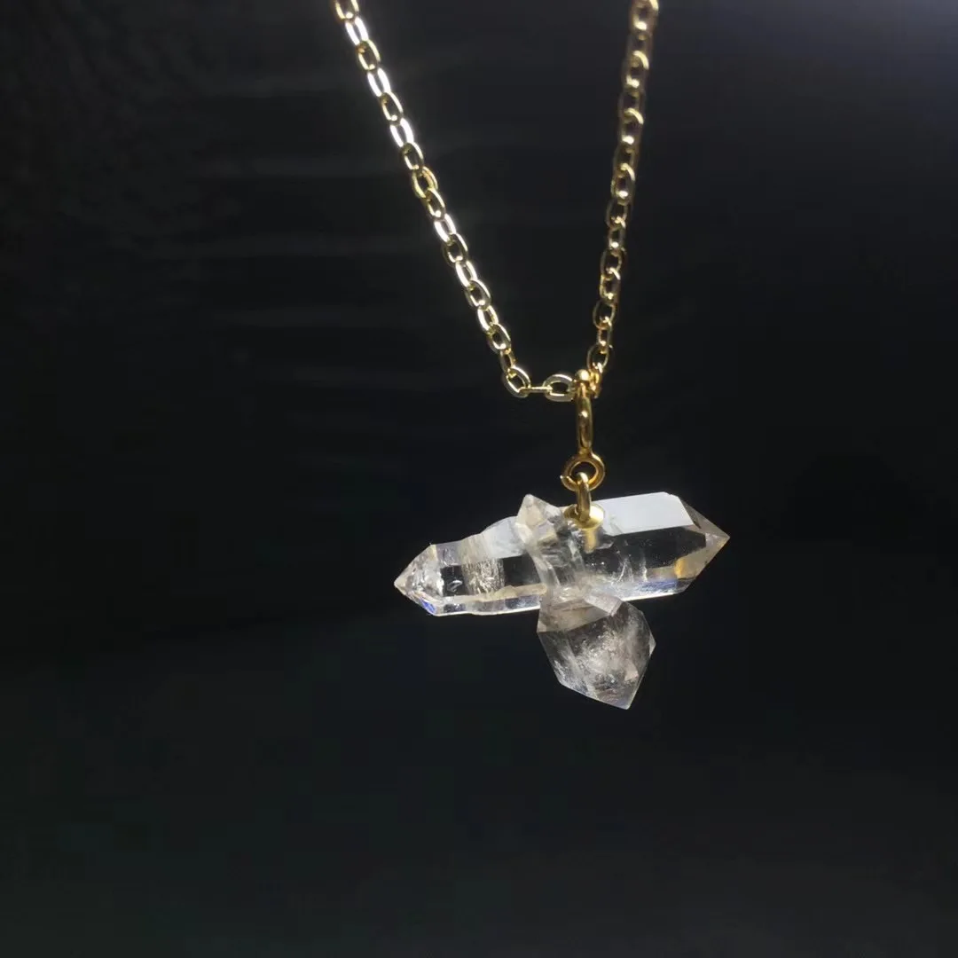 High Quality Natural Unique Shaped Double Terminated Shining Herkimer Diamon Crystal Necklace Pendant For Gift
High Quality Natural Unique Shaped Double Terminated Shining Herkimer Diamon Crystal Necklace Pendant For Gift