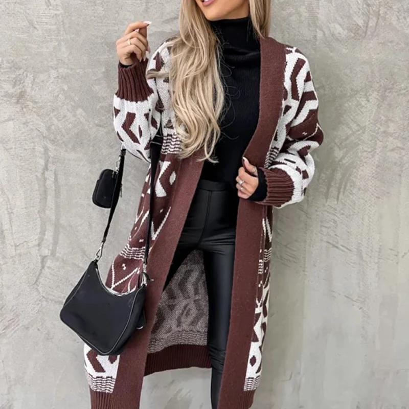 Женский трикотажный кардиган средней длины, повседневный однотонный свободный свитер с длинным рукавом и графическим принтом, Осень-зима 2023
Женский трикотажный кардиган средней длины, повседневный однотонный свободный свитер с длинным рукавом и графическим принтом, Осень-зима 2023