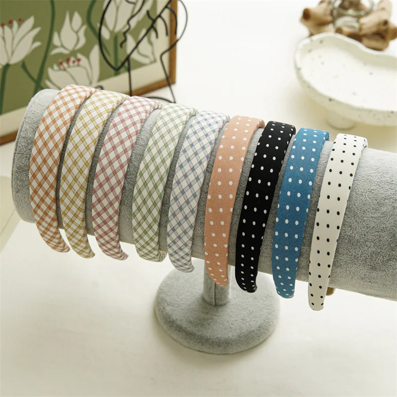 Новые широкие повязки для волос для женщин, головной убор в горошек, в клетку, ободок для волос с подкладкой, обручи для волос, женские аксесс...
Новые широкие повязки для волос для женщин, головной убор в горошек, в клетку, ободок для волос с подкладкой, обручи для волос, женские аксесс...