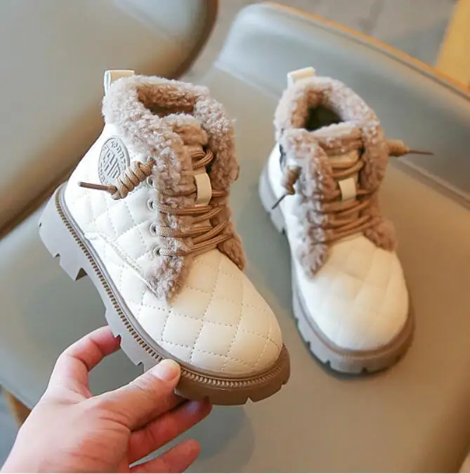 2023 Winter Children's Boots Girls Boys Plush Waterproof Boots Casual Warm Shoes Kids Fashion Sneakers High Quality Snow Boots
2023 Winter Children's Boots Girls Boys Plush Waterproof Boots Casual Warm Shoes Kids Fashion Sneakers High Quality Snow Boots