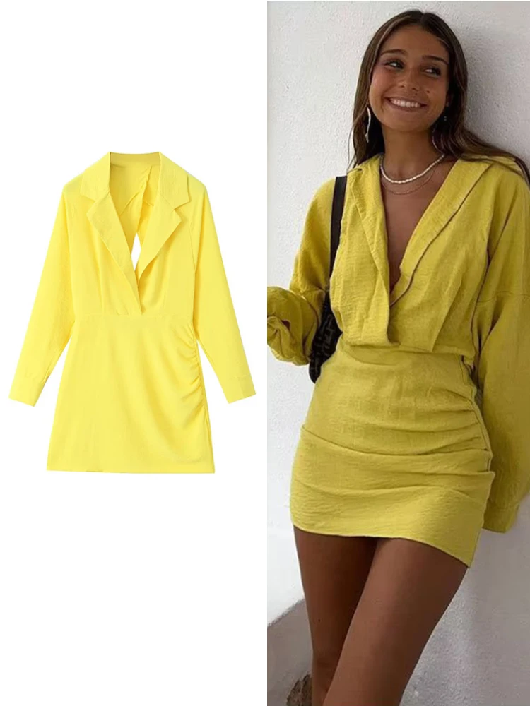 Платье-Мини Летнее однотонное Плиссированное с отложным воротником и длинным рукавом 
Платье-Мини Летнее однотонное Плиссированное с отложным воротником и длинным рукавом