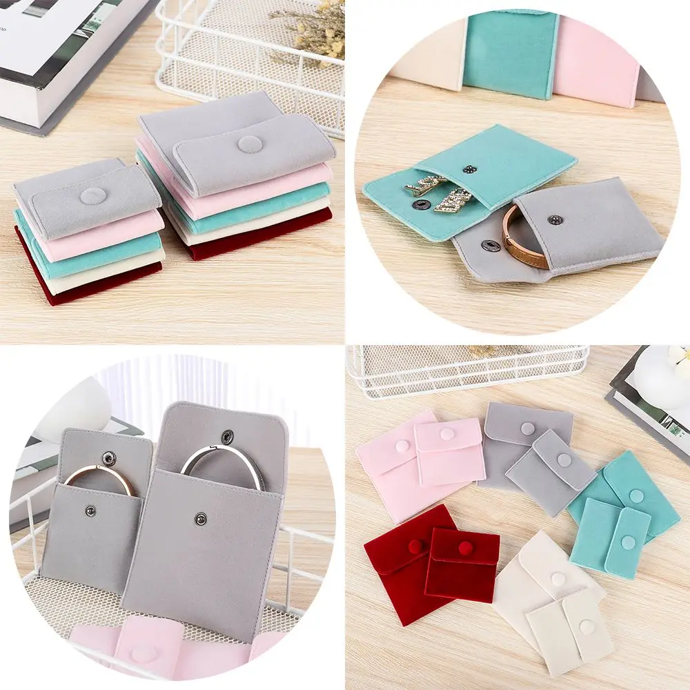 New Gift Snap Velvet Storage Pouch Necklace Wrapping Bag Jewelry Packaging Bag Bracelet Bag
New Gift Snap Velvet Storage Pouch Necklace Wrapping Bag Jewelry Packaging Bag Bracelet Bag
