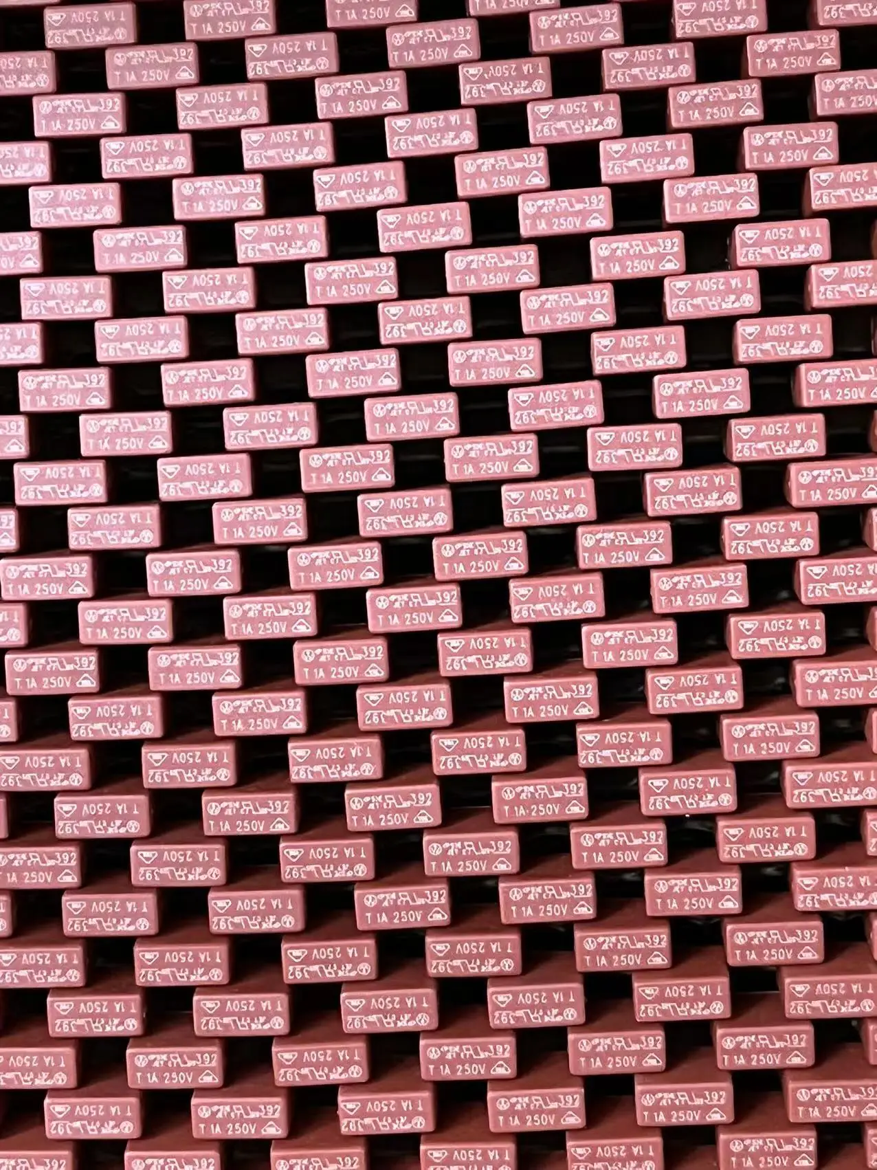 10PCS 39211000000 1A 250V 14+ FUSE New Original 
10PCS 39211000000 1A 250V 14+ FUSE New Original