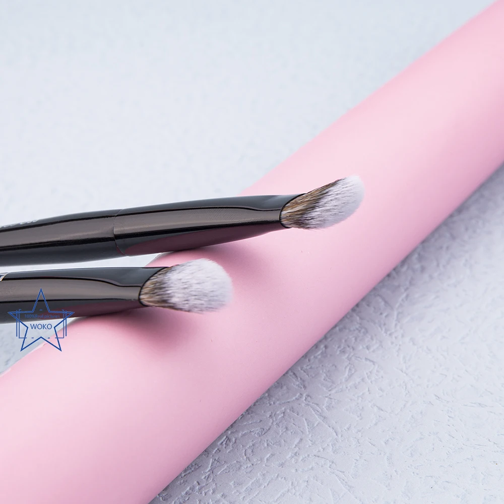 71 Concealer Brush Eye Shadow Concealer Cream Makeup Brushes Professional Angled Concealer Brush Small Concealer Makeup Tool
71 Concealer Brush Eye Shadow Concealer Cream Makeup Brushes Professional Angled Concealer Brush Small Concealer Makeup Tool