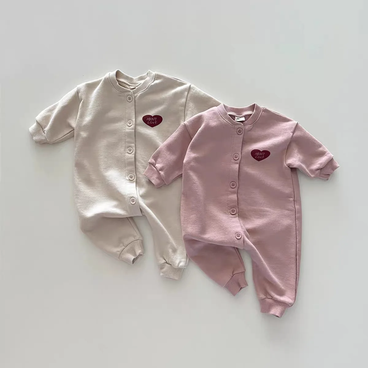 Autumn Boy Girl Infant Love All-match Cardigan Fashion Jumpsuit Baby Letter Print Jumpsuit Newborn Solid Cotton Casual One-piece
Autumn Boy Girl Infant Love All-match Cardigan Fashion Jumpsuit Baby Letter Print Jumpsuit Newborn Solid Cotton Casual One-piece