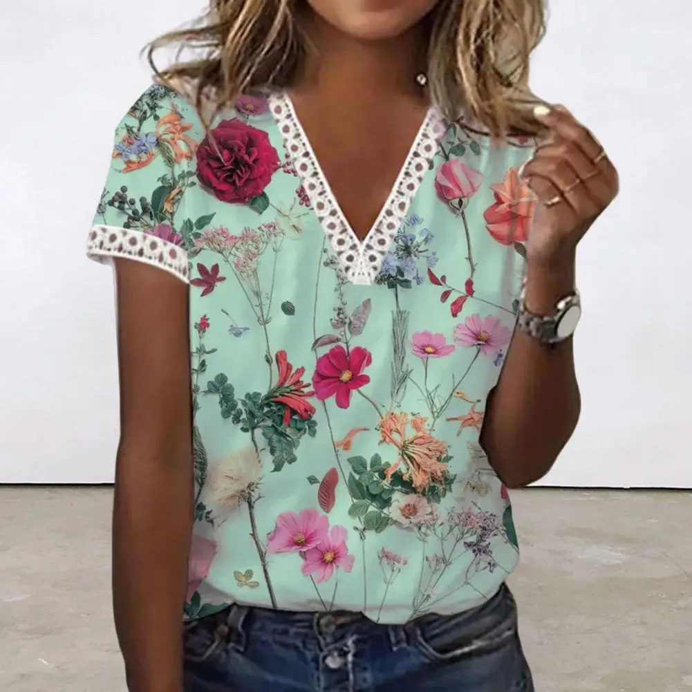 V-neck Lace Stitching Short Sleeve Women T-shirt Sweat Absorbing Breathable Summer Floral Print Loose Tee Shirt Daily Garment
V-neck Lace Stitching Short Sleeve Women T-shirt Sweat Absorbing Breathable Summer Floral Print Loose Tee Shirt Daily Garment